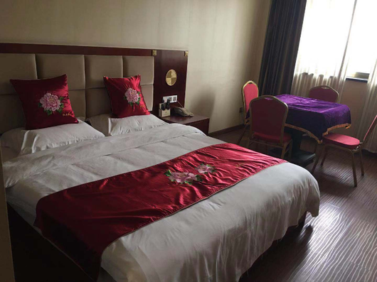 00㎡ 小区名称: 公寓类型:集中式公寓 地址:重庆市垫江县垫江牡丹樱花